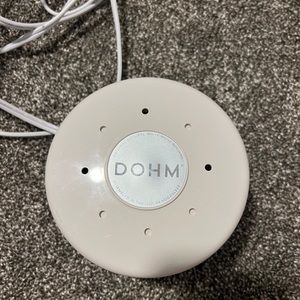 Yogasleep dohm sound machine